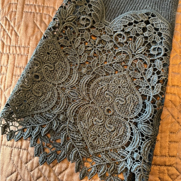 Pretty Black Chicos Lace Trimmed Sweater - Picture 7 of 7
